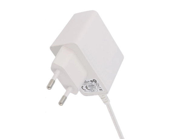Zasilacz impulsowy - 12V/1.25A/15W, adapter biały, gniazdo AC:CEE 7/16. wtyk 2.1x5.5mm prosty POSC12125A-WH