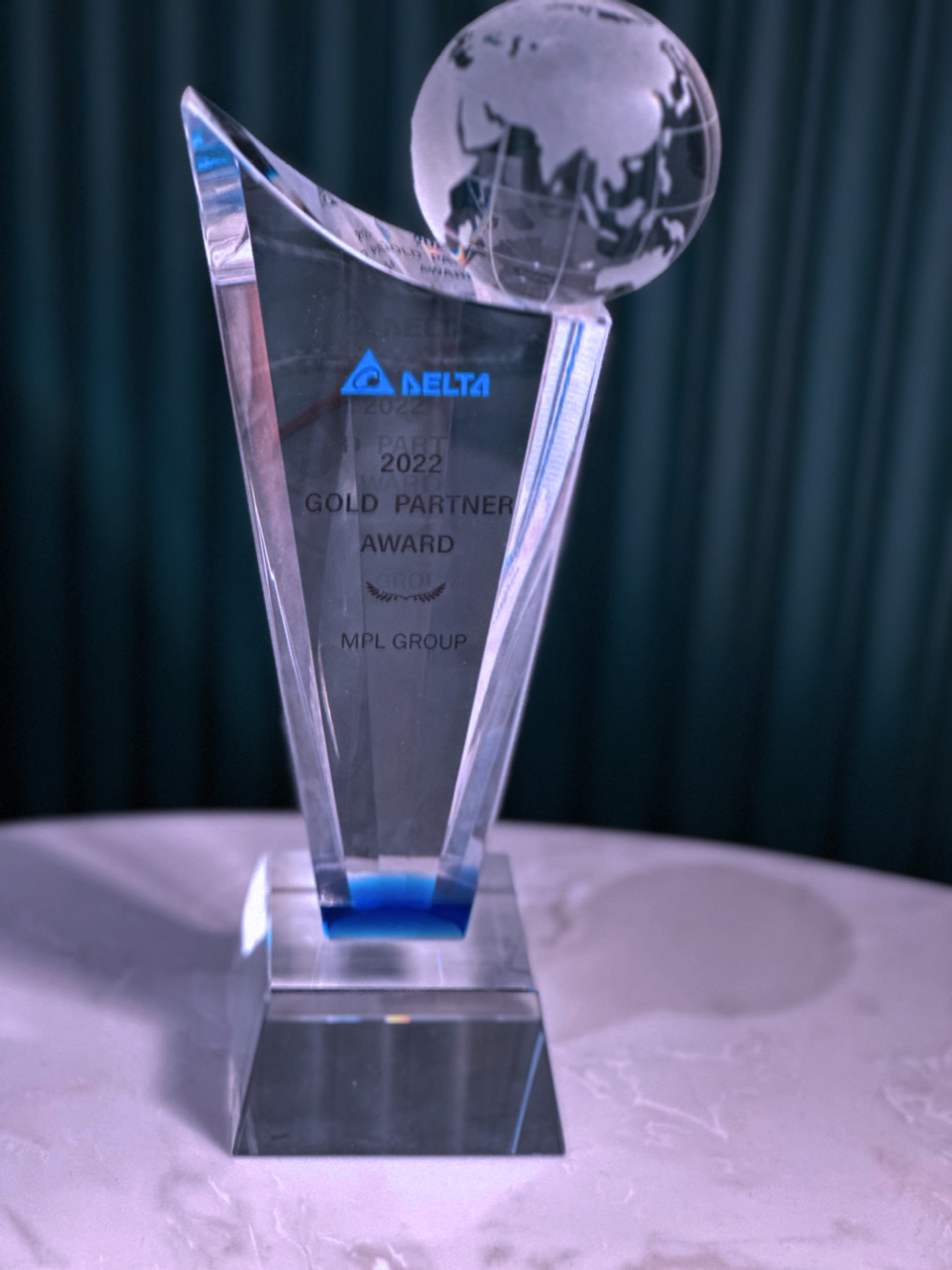 Nagroda Gold Partner Award dla MPL Power Elektro od Delta Electronics